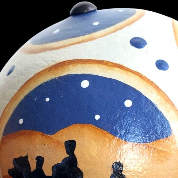 Hand Painted Christmas Gourd Nativity Scene 4.5" Diameter - Picture 9 of 10